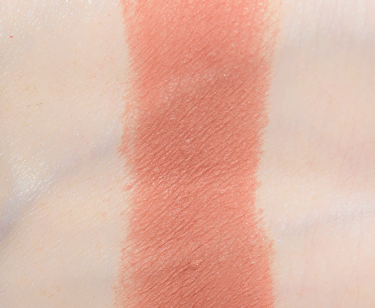 <p class="text-center">Natasha Denona Carpe-Diem (442CM) Creamy Matte Eye Shadow</p>