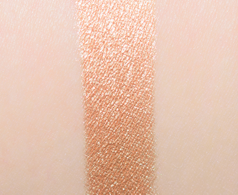 <p class="text-center">Natasha Denona Spontaneous (450M) Metallic Eye Shadow</p>