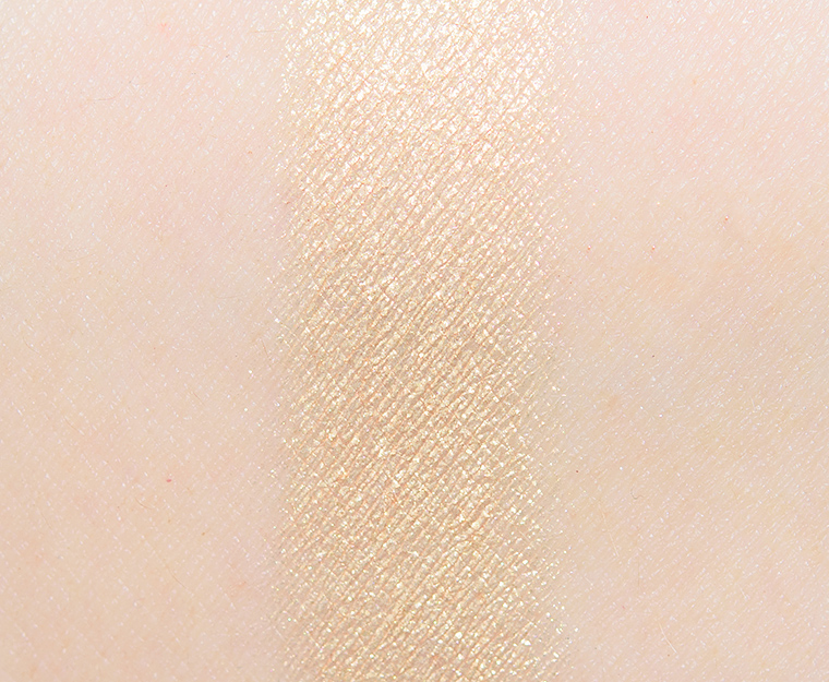 <p class="text-center">Pat McGrath Golden Angelica EYEdols Eyeshadow</p>