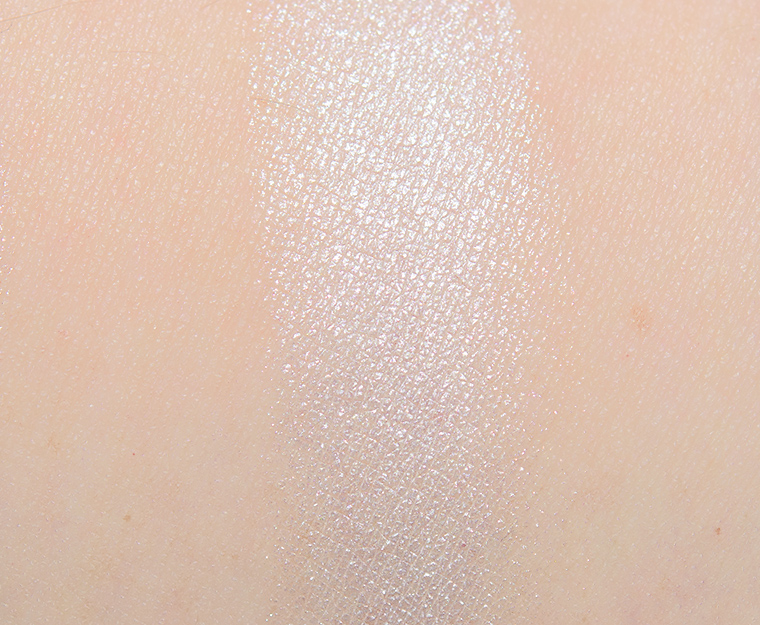 <p class="text-center">Dior Galactic #3 High Colour Eyeshadow</p>