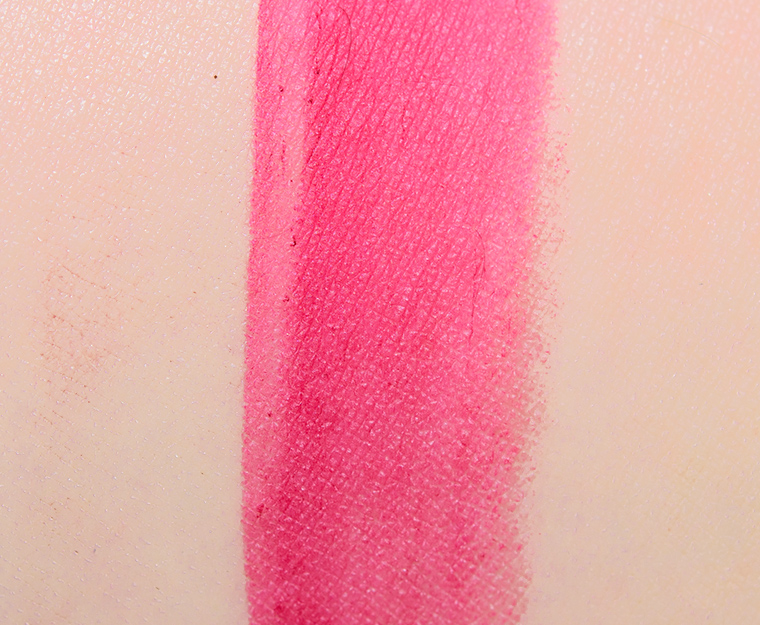 <p class="text-center">Guerlain Berry Alchemy (777) Rouge G Luxurious Velvet Lipstick</p>