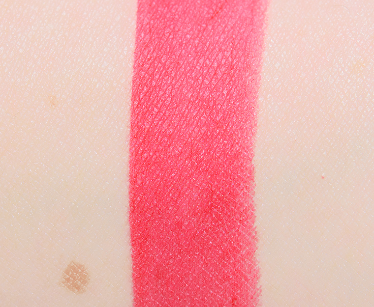 <p class="text-center">Guerlain Fascinating Ruby (880) Rouge G Luxurious Velvet Lipstick</p>