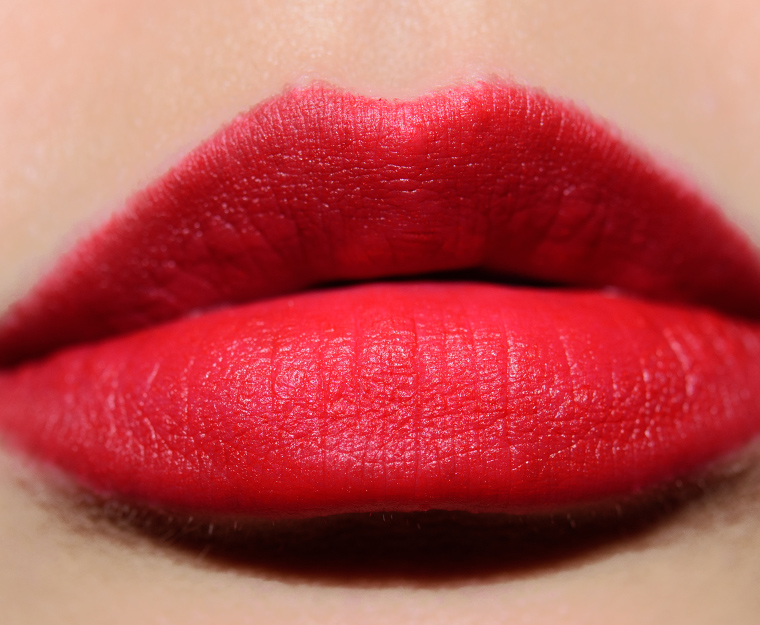 <p class="text-center">Guerlain Fascinating Ruby (880) Rouge G Luxurious Velvet Lipstick</p>