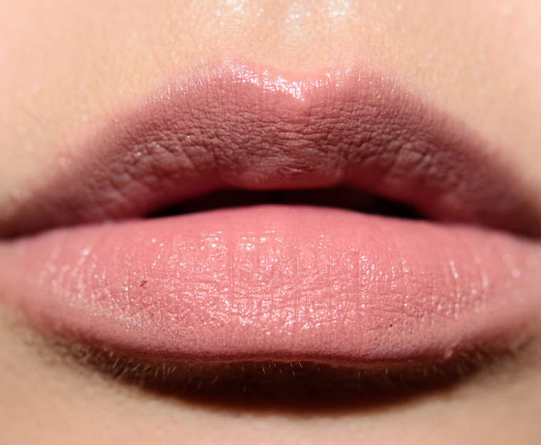 <p class="text-center">MAC I've Been Naughty Lustreglass Sheer-Shine Lipstick</p>