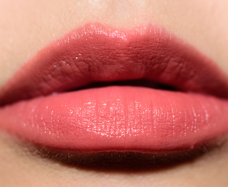 <p class="text-center">MAC These Lips are Expensive Lustreglass Sheer-Shine Lipstick</p>