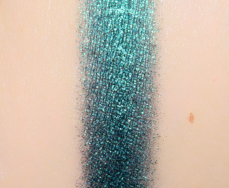 <p class="text-center">Terra Moons Aurora Shimmer Eyeshadow</p>