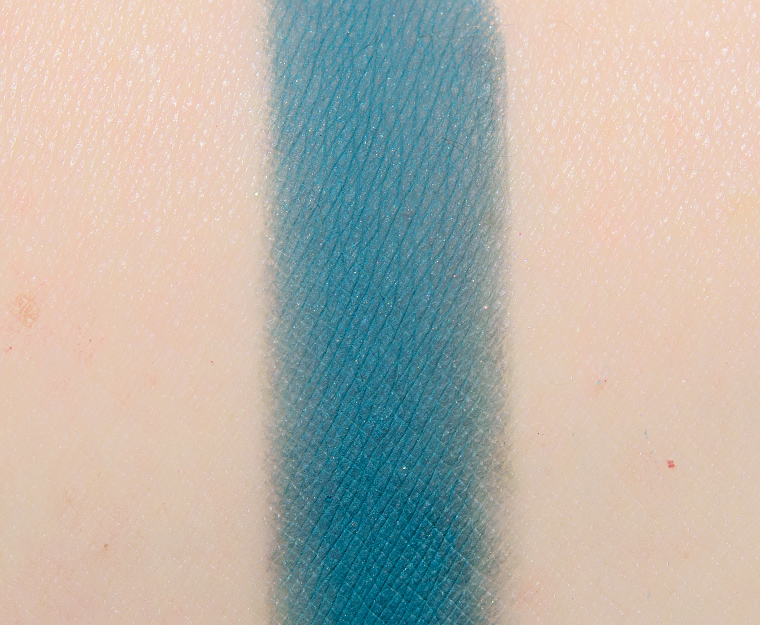 <p class="text-center">Terra Moons Elara Matte Eyeshadow</p>