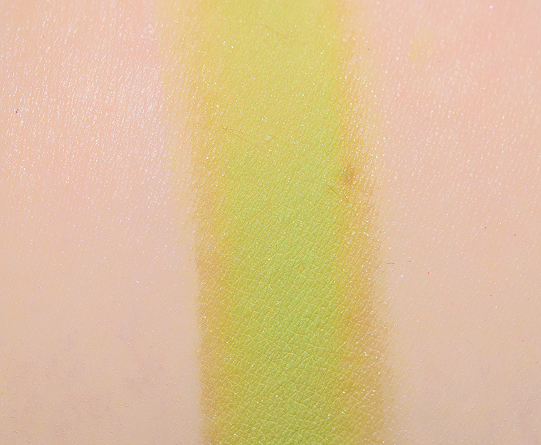 <p class="text-center">Terra Moons Estella Matte Eyeshadow</p>