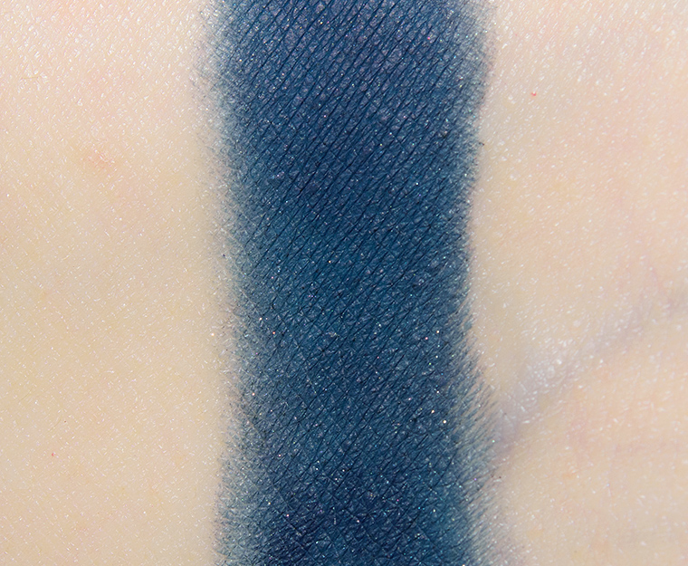 <p class="text-center">Terra Moons Gravity Matte Eyeshadow</p>