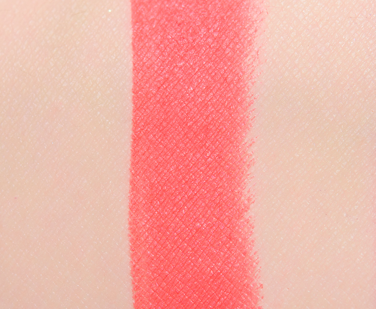 <p class="text-center">L'Oreal Le Coral Irreverent Colour Riche Intense Volume Matte Lipstick</p>