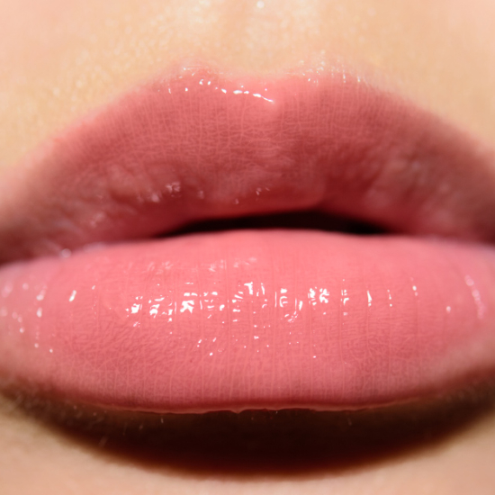 Makeup by Mario Blush Glow MoistureGlow Plumping Lip Serum