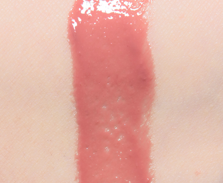 <p class="text-center">Makeup by Mario Rosewood Glow MoistureGlow Plumping Lip Serum</p>