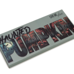 Give Me Glow Haunted Pumpkin 10-Pan Pressed Pigment Palette