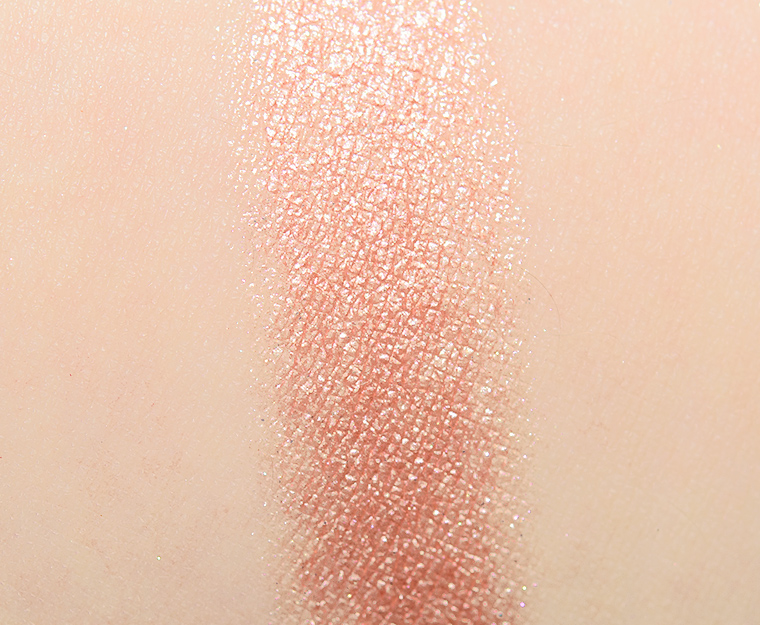 <p class="text-center">Lisa Eldridge Love in Venice Luminous Eyeshadow</p>