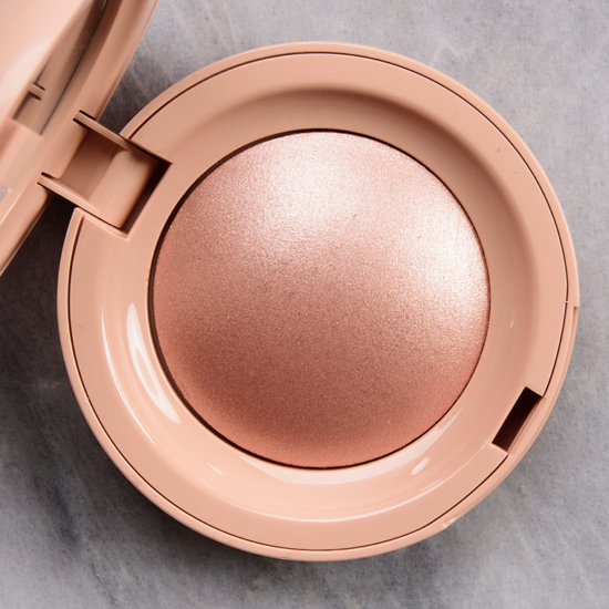 Rare Beauty Mesmerize Positive Light Silky Touch Highlighter Review