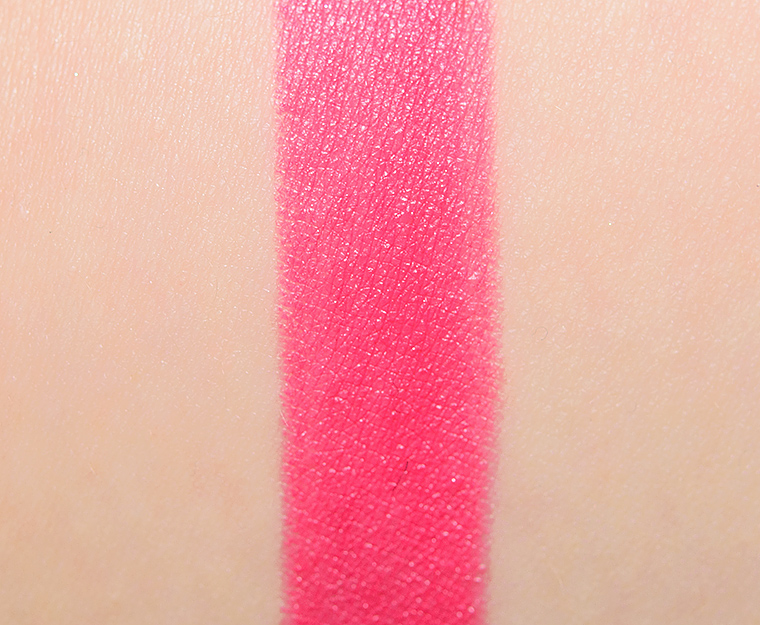 <p class="text-center">Chanel Intense (45) Rouge Allure Velvet</p>