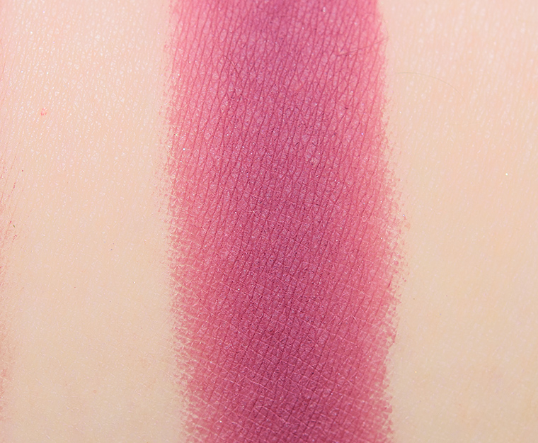 <p class="text-center">ColourPop Extra Sour Pressed Powder Shadow</p>