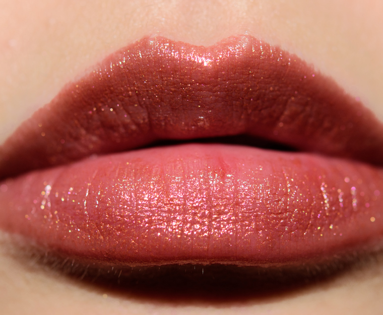 <p class="text-center">Isamaya Outlaw Luckykiss Diamond Lip Gloss Lipstick</p>