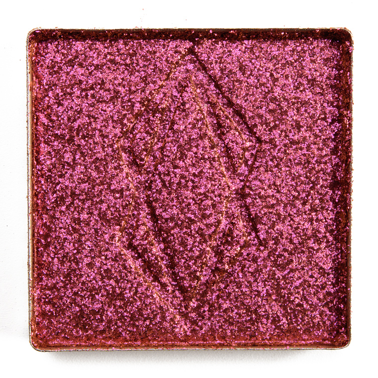 <p class="text-center">Lethal Cosmetics Solitary Pressed Multichrome Shadow</p>