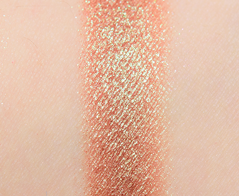 <p class="text-center">Lethal Cosmetics Volant Pressed Powder Shadow</p>