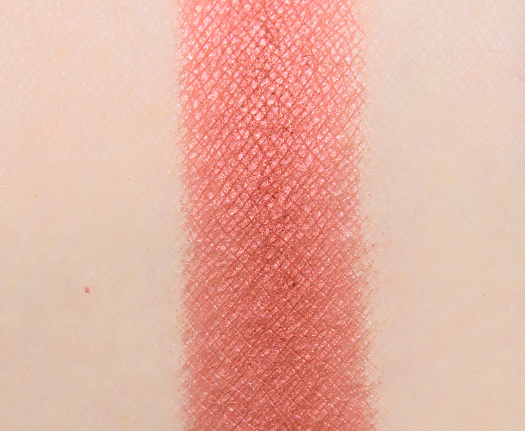 <p class="text-center">Pat McGrath Coral Blitz EYEdols Eyeshadow</p>