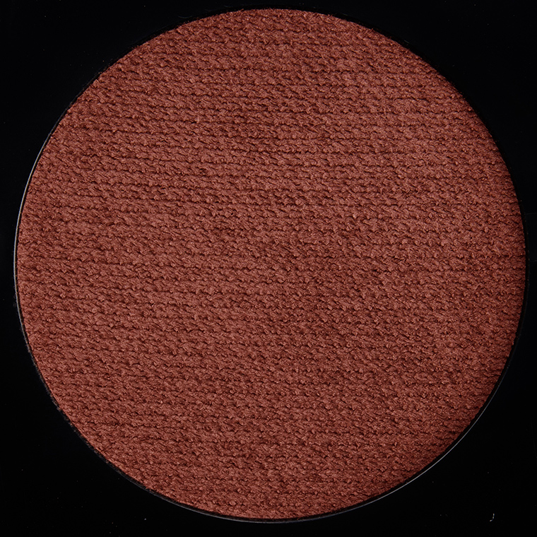 <p class="text-center">Pat McGrath Tatooine EYEdols Eyeshadow</p>
