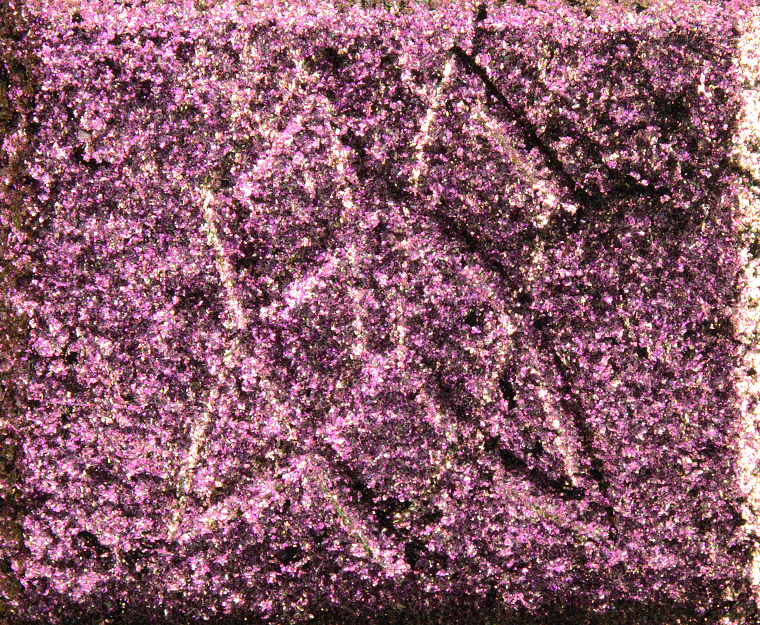 Clionadh Solder Dimensional Multichrome Eyeshadow