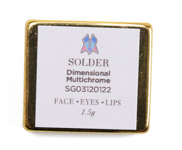 Clionadh Solder Dimensional Multichrome Eyeshadow