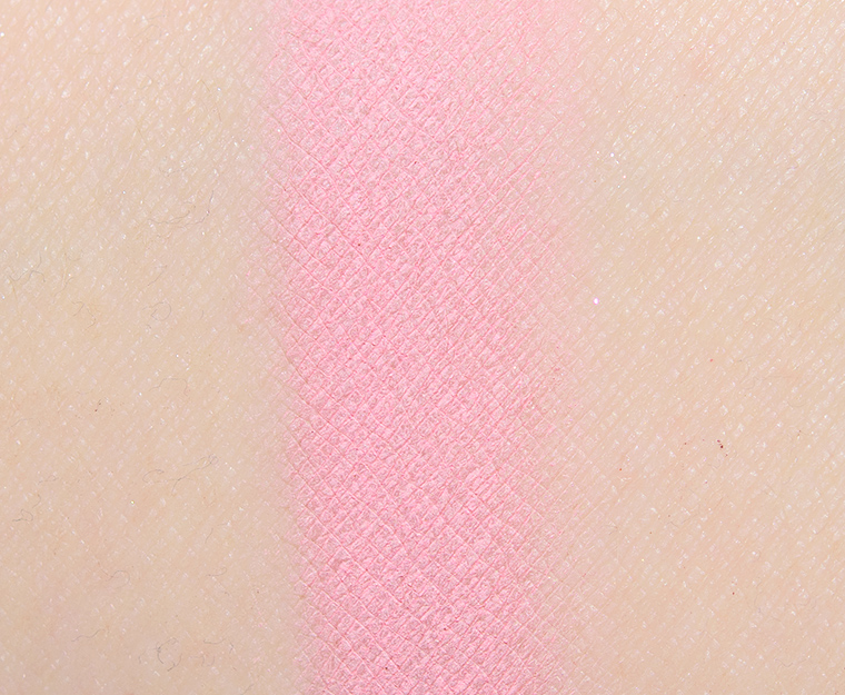 <p class="text-center">Natasha Denona Juliette (474CM) Metallic Eye Shadow</p>