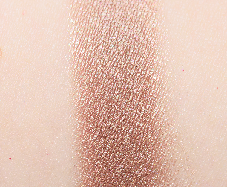 <p class="text-center">Dior Rivage #5 High Colour Eyeshadow</p>
