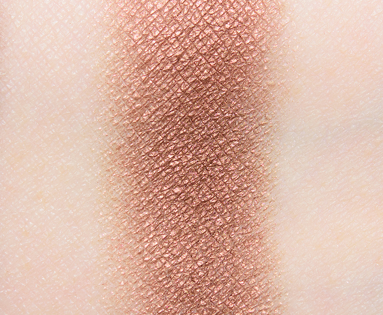 <p class="text-center">MAC Accept Cookies Connect in Colour Eyeshadow</p>