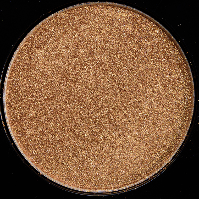 <p class="text-center">MAC Dial Up the Gold Connect in Colour Eyeshadow</p>