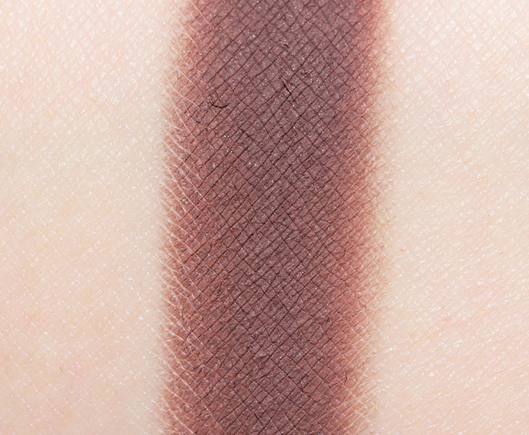 <p class="text-center">MAC Embark Connect in Colour Eyeshadow</p>