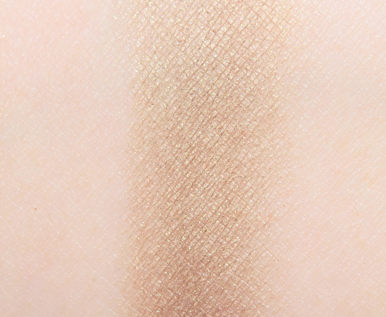 <p class="text-center">MAC Olive Twist Connect in Colour Eyeshadow</p>