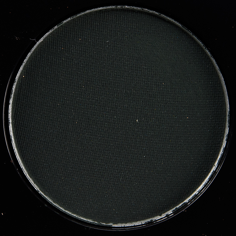 <p class="text-center">MAC Overnight Influencer Connect in Colour Eyeshadow</p>