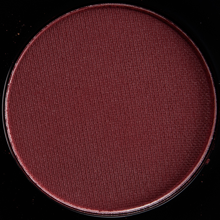<p class="text-center">MAC World Wide Wine Connect in Colour Eyeshadow</p>