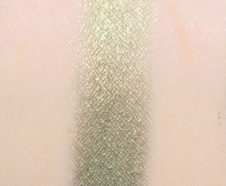 <p class="text-center">Dandy Lions Crop Circle Duochrome Eyeshadow</p>