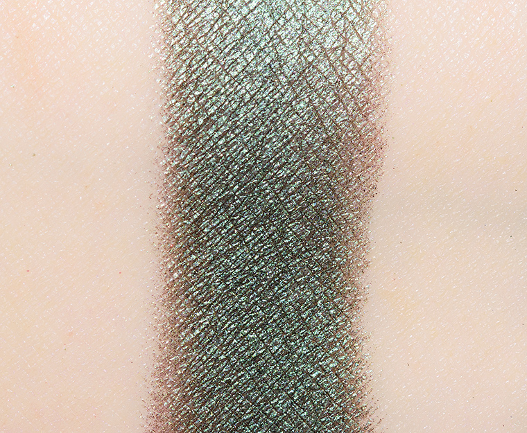 <p class="text-center">Dandy Lions Emerald Shimmer Eyeshadow</p>