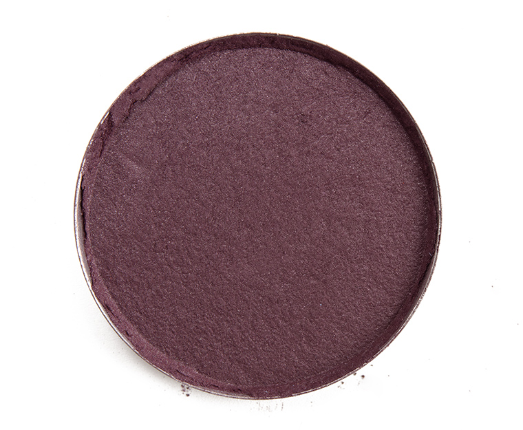<p class="text-center">Dandy Lions Sanguine Matte Eyeshadow</p>