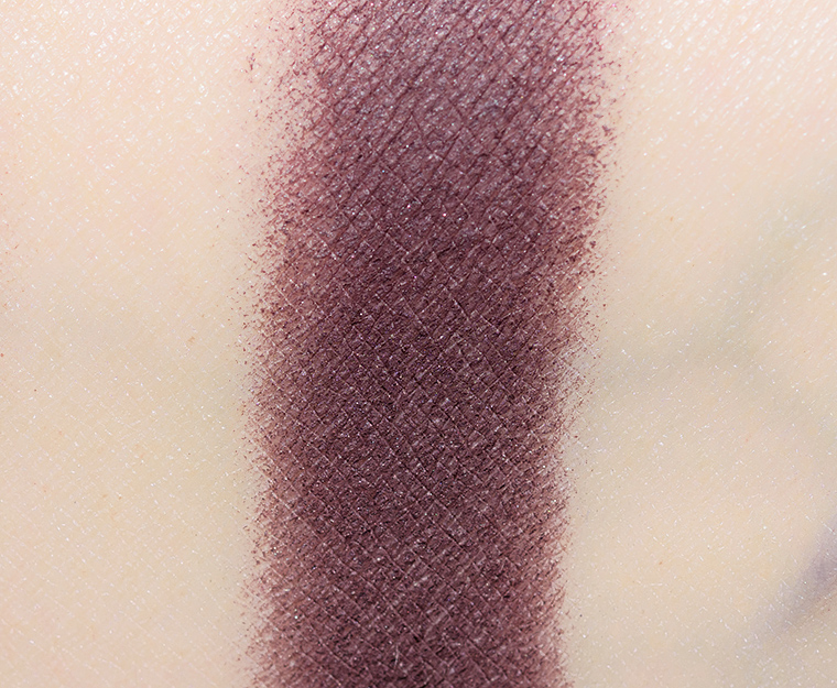 <p class="text-center">Dandy Lions Sanguine Matte Eyeshadow</p>