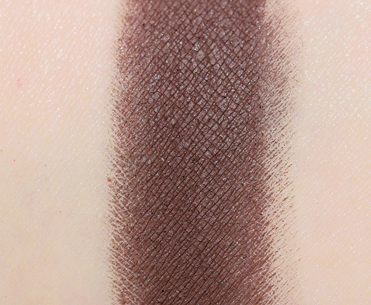 <p class="text-center">Sydney Grace FAM-ily (Deep) Matte Shadow</p>