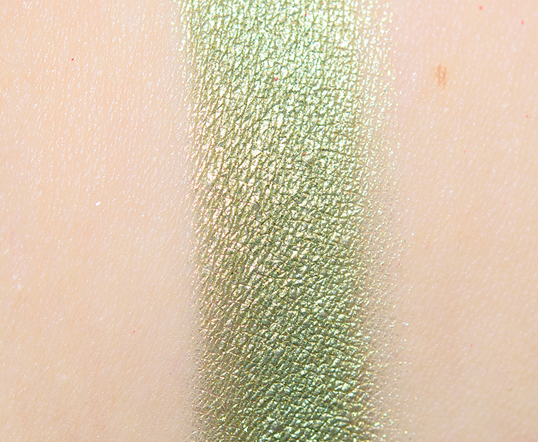 <p class="text-center">Sydney Grace My Buttercup Pressed Pigment Shadow</p>