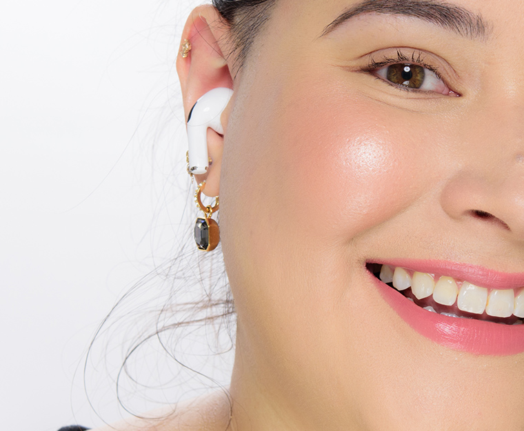 bareMinerals Peach Glow Gen Nude Highlighting Blush
