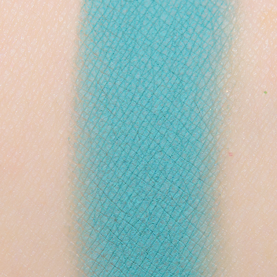 Blend Bunny Baggy Jeans Eyeshadow