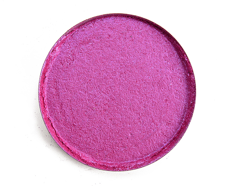 <p class="text-center">Dandy Lions Bossy Shimmer Eyeshadow</p>