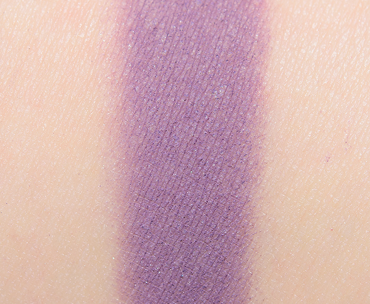 <p class="text-center">Dandy Lions Brewess Matte Eyeshadow</p>