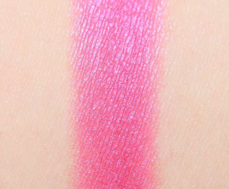 <p class="text-center">Dandy Lions Bubblegum Shimmer Eyeshadow</p>