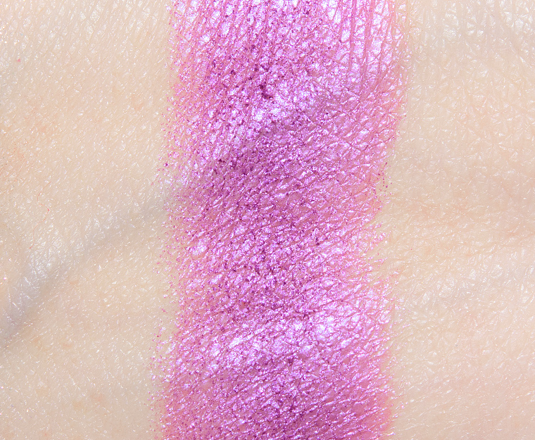 <p class="text-center">Dandy Lions Claret Shimmer Eyeshadow</p>