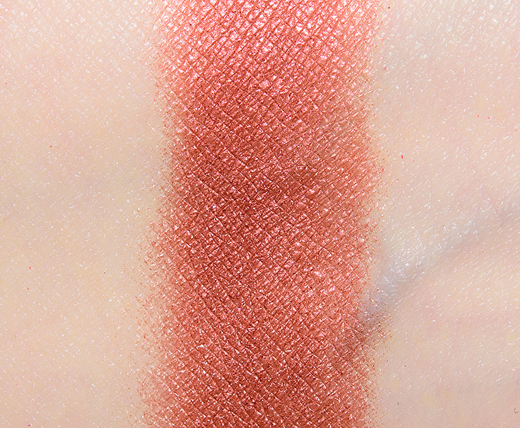 <p class="text-center">Dandy Lions Hot Mama Shimmer Eyeshadow</p>