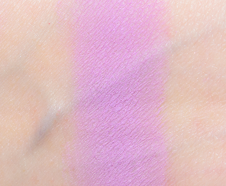 <p class="text-center">Dandy Lions Orchid Matte Eyeshadow</p>